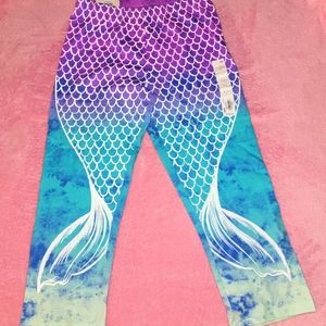 Mermaid Graphic Capri Leggings